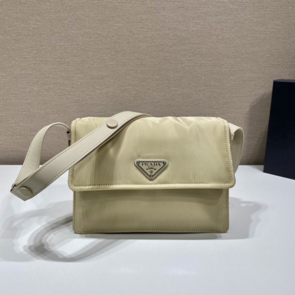 Prada Womens Bags Shoulder Messenger Bags Luxury Cross Body Handbag Calfskin leather with naOrigil Box