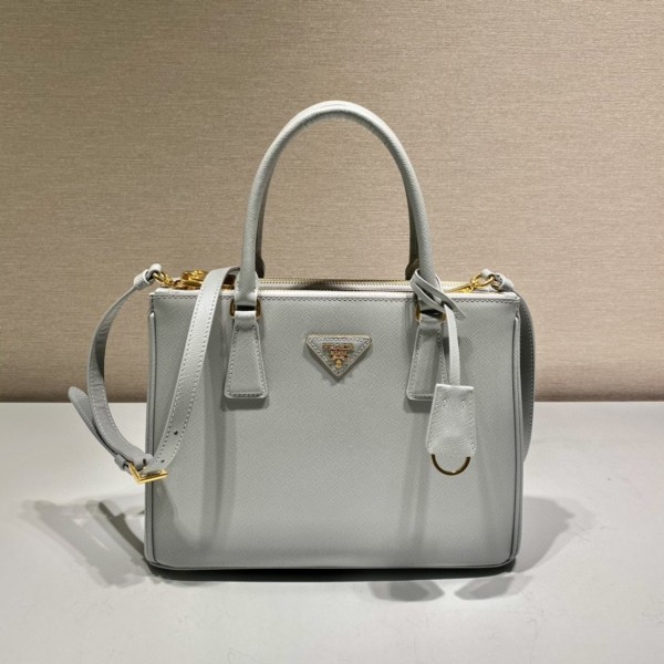 Prada Womens Bags Shoulder Messenger Bags Luxury Cross Body Handbag Calfskin leather with naOrigil Box