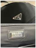 Prada Womens Bags Shoulder Messenger Bags Luxury Cross Body Handbag Calfskin leather with naOrigil Box