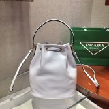 Prada Womens Bags Shoulder Messenger Bags Luxury Cross Body Handbag Calfskin leather with naOrigil Box