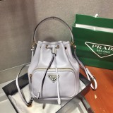 Prada Womens Bags Shoulder Messenger Bags Luxury Cross Body Handbag Calfskin leather with naOrigil Box