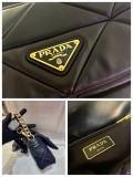 Prada Womens Bags Shoulder Messenger Bags Luxury Cross Body Handbag Calfskin leather with naOrigil Box