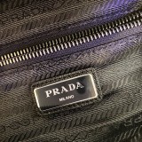 Prada Womens Bags Shoulder Messenger Bags Luxury Cross Body Handbag Calfskin leather with naOrigil Box