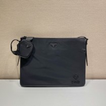 Prada Womens Bags Shoulder Messenger Bags Luxury Cross Body Handbag Calfskin leather with naOrigil Box