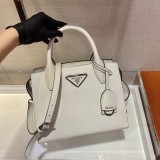 Prada Womens Bags Shoulder Messenger Bags Luxury Cross Body Handbag Calfskin leather with naOrigil Box