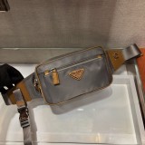 Prada Womens Bags Shoulder Messenger Bags Luxury Cross Body Handbag Calfskin leather with naOrigil Box