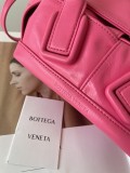 Bottega Veneta Womens Bags Shoulder Messenger Bags Luxury Cross Body Handbag Calfskin leather with naOrigil Box