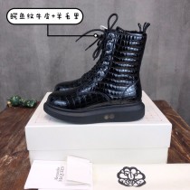 Alexander McQueen leather boots fleece lining luxury brand with original box