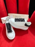 Alexander McQueen small white shoes joint casual shoes leather increased sports shoelaces in original original box