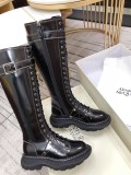 Alexander McQueen new thick-soled British style boots with original box