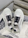 Alexander McQueen low-top round toe casual sneakers in original original box