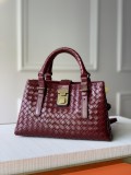 Bottega Veneta Womens Bags Shoulder Messenger Bags Luxury Cross Body Handbag Calfskin leather with naOrigil Box