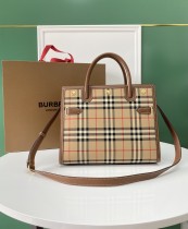 Burberry  Womens Bags Shoulder Messenger Bags Luxury Cross Body Handbag Calfskin leather with naOrigil Box