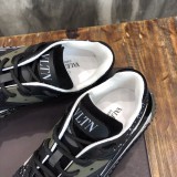 Valentino dad shoelace in original box