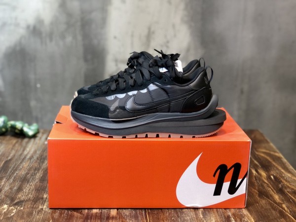 Nike 3rd Generation Waffle Double Hook with Original Box