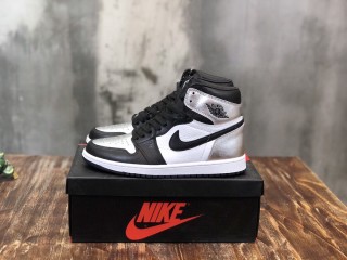 Air Jordan 1 Retro High Top Casual Basketball Shoes Men and Women with Original Box