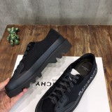 Givenchy new casual flat shoelace original box