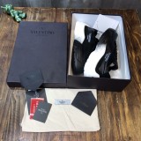 Valentino men's imported cowhide mercerized fabric daddy shoelace original box