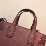 Burberry Womens Bags Shoulder Messenger Bags Luxury Cross Body Handbag Calfskin leather with naOrigil Box