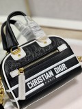 Dior Womens Bags Shoulder Messenger Bags Luxury Cross Body Handbag Calfskin leather with naOrigil Box