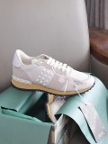 Valentino Classic New Casual Sneakers Original Original Box