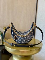 Louis Vuitton Women's Bag Shoulder Crossbody Luxury Crossbody Handbag Calfskin w/ naOriginil Box