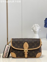 Louis Vuitton Women's Bag Shoulder Crossbody Luxury Crossbody Handbag Calfskin w/ naOriginil Box