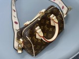 Louis Vuitton Women's Bag Shoulder Crossbody Luxury Crossbody Handbag Calfskin w/ naOriginil Box