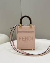 Fendi Women's Bag Shoulder Crossbody Luxury Crossbody Handbag Calfskin w/ naOriginil Box