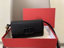 Valentino  Women's Bag Shoulder Crossbody Luxury Crossbody Handbag Calfskin w/ naOriginil Box