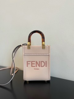 Fendi Womens Bags Shoulder Messenger Bags Luxury Cross Body Handbag Calfskin leather with naOrigil Box