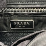 Prada Womens Bags Shoulder Messenger Bags Luxury Cross Body Handbag Calfskin leather with naOrigil Box