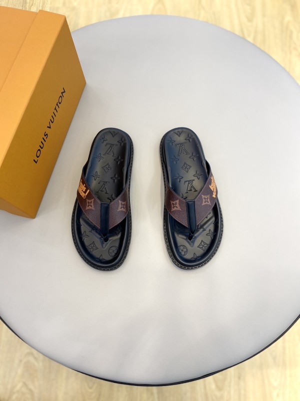 Louis Vuitton 2022 new summer men's slippers with original box