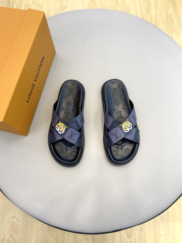 Louis Vuitton 2022 new summer men's slippers with original box