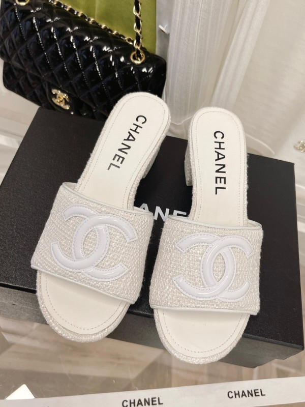 Chanel 2022 spring and summer latest fashion all-match slippers with original box