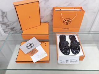 Hermes early spring new imported leather classic slippers with original box