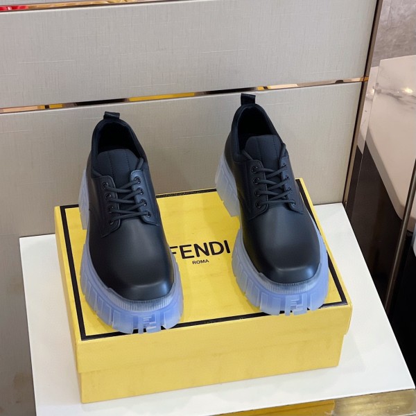 Fendi Men's Round Toe Black Pebbled Calfskin Lace-Up Sneakers With Original Box