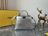 Fendi Women's Bag Shoulder Crossbody Luxury Crossbody Handbag Calfskin w/ naOriginil Box