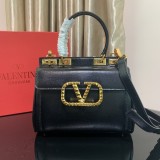 Valentino  Women's Bag Shoulder Crossbody Luxury Crossbody Handbag Calfskin w/ naOriginil Box