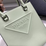 Prada Women's Bag Shoulder Crossbody Luxury Crossbody Handbag Calfskin w/ naOriginil Box