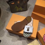 Louis Vuitton women's 22s early spring new lock slippers with original box