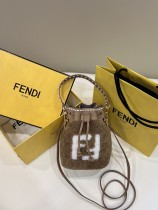 Fendi Women's Bag Shoulder Crossbody Luxury Crossbody Handbag Calfskin w/ naOriginil Box