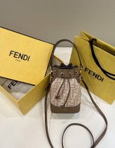 Fendi Women's Bag Shoulder Crossbody Luxury Crossbody Handbag Calfskin w/ naOriginil Box