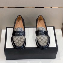 Gucci Men's luxury brand new loafers with original box