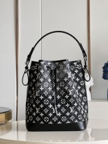 Louis Vuitton Women's Bag Shoulder Crossbody Luxury Crossbody Handbag Calfskin w/ naOriginil Box