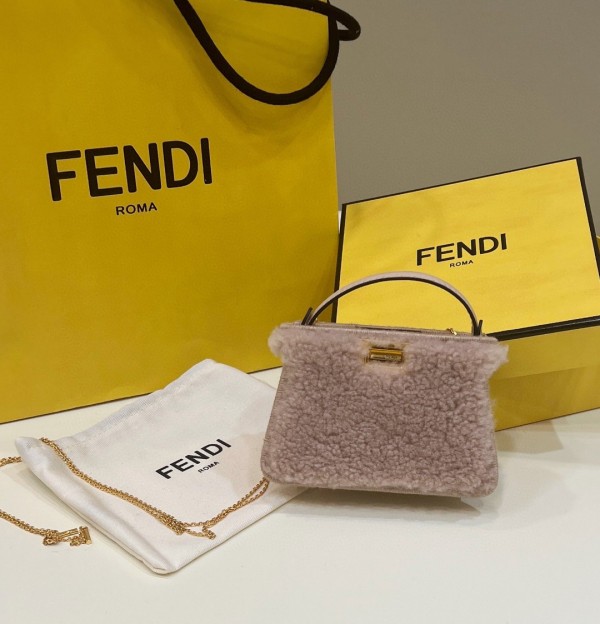 Fendi Women's Bag Shoulder Crossbody Luxury Crossbody Handbag Calfskin w/ naOriginil Box