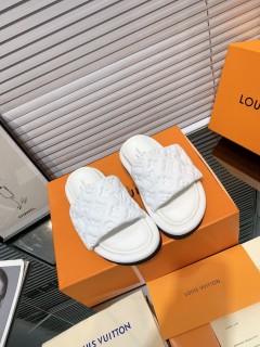 Louis Vuitton men's and women's fashion leather version spring and summer latest sandals with original box