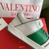 Valentino new retro skate shoes casual sneakers in original box