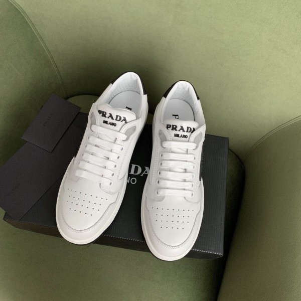 Prada 22 spring/summer new sneakers couples triangle standard casual sports shoelaces original box