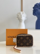 Louis Vuitton Women's Bag Shoulder Crossbody Luxury Crossbody Handbag Calfskin w/ naOriginil Box